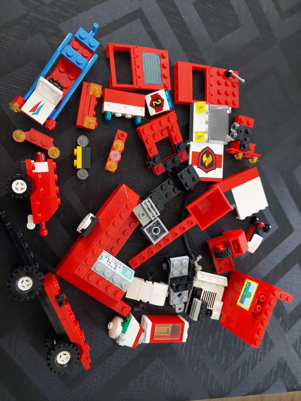 Lego Giocattoli: Div. ältere Legoteile – Usato da Zetzwil venduto da sti_x9xf