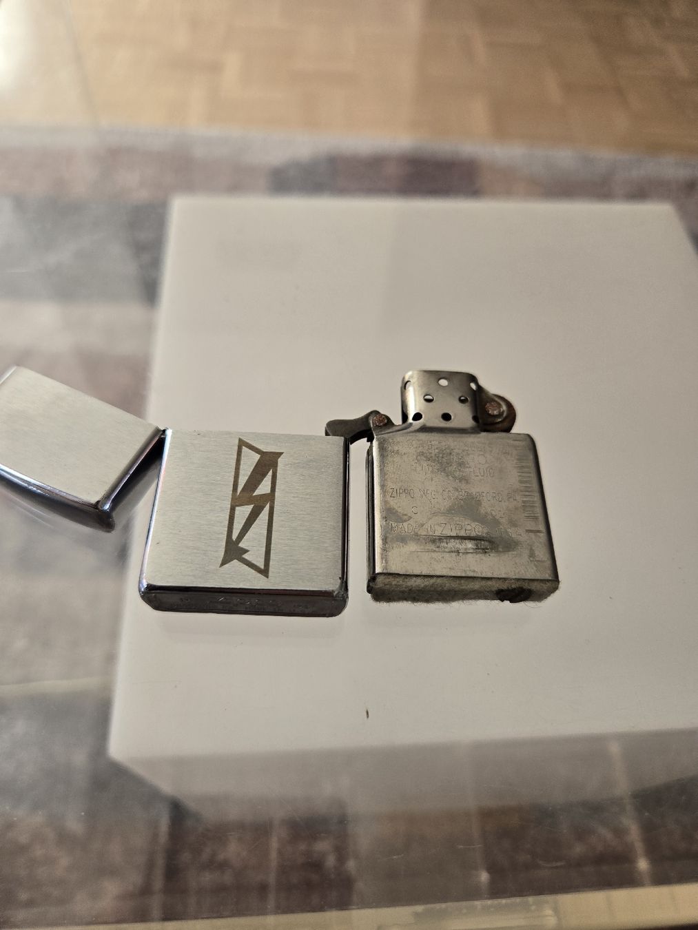 Zippo Feuerzeuge: Zippo Original Feuerzeug – Gebraucht aus Bussigny von Kfdlt 3