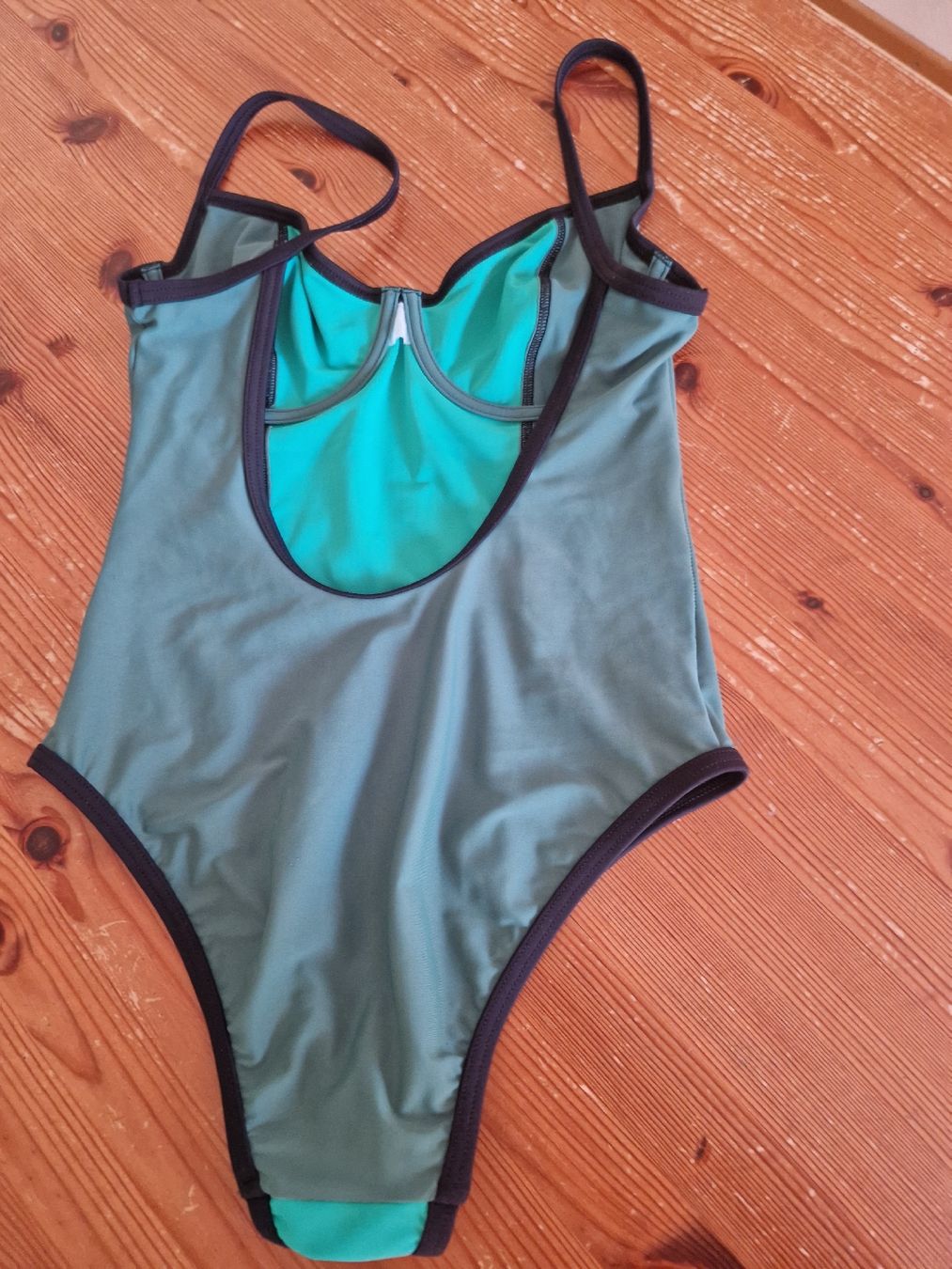 Triumph Costumi da bagno & Bikini: Vintage Badeanzug – Nuovo (secondo la descrizione) da Fislisbach venduto da mka_km8f 1