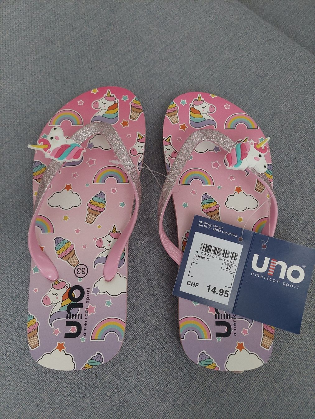 Schuhe für Mädchen: Neu! Süsse Mädchen Flip Flops Gr. 33 – Neu und originalverpackt aus Flims Dorf von Truemorish