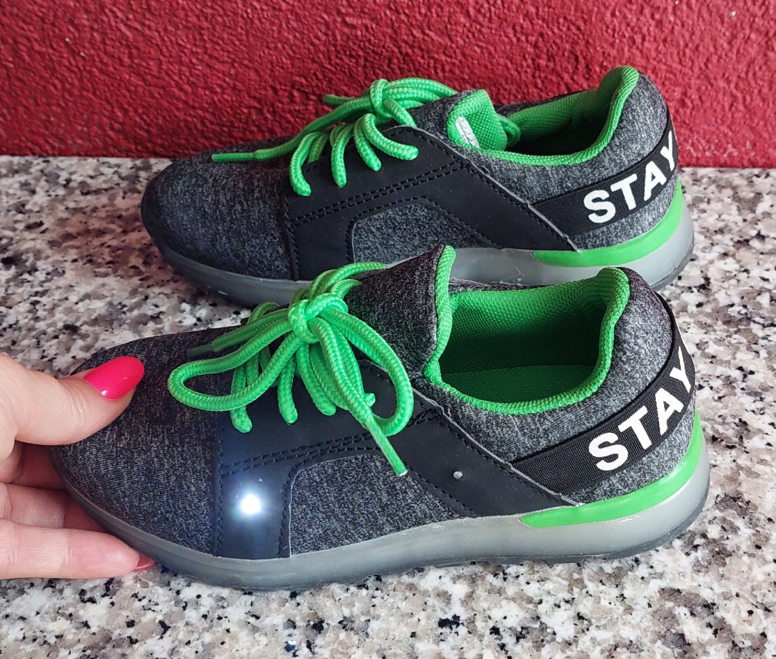 Scarpe per ragazzi: Sneaker Neu #30 #blinklichter – Nuovo (secondo la descrizione) da Stettlen venduto da Dolores1987 2