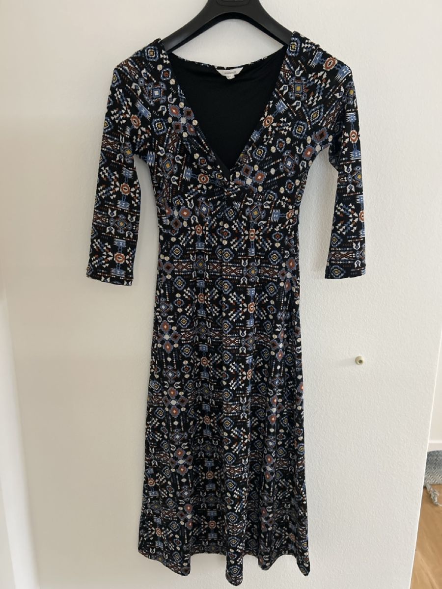 Kleider: Springfield Kleid Gr. S mit Muster – Gebraucht aus Regensdorf von Duma21