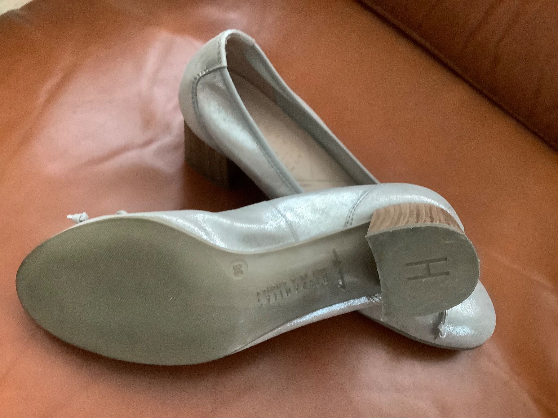 Scarpe da donna: Schuh von Hispanitas – Usato da Triesen venduto da Silvia.60 2
