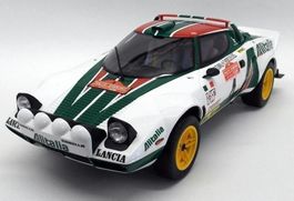 Lancia Stratos 1:12 Alitalia Ottomobile inkl. Vitrine