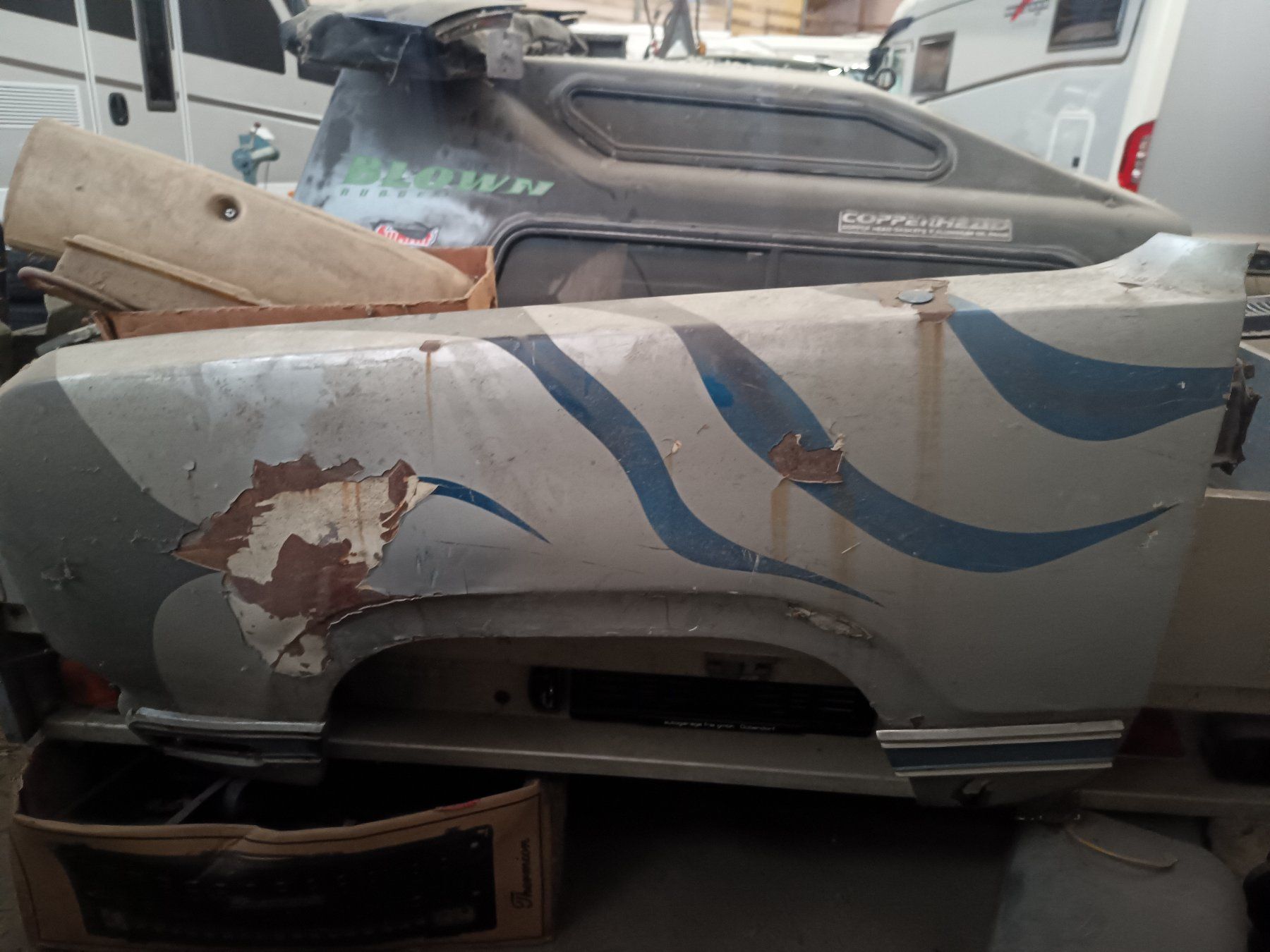 Dodge Tutti pezzi di ricambio auto: Dodge Ramcharger Dodge Ram W / D – Difettoso da Buchs SG venduto da ClassicGarageHauser 1