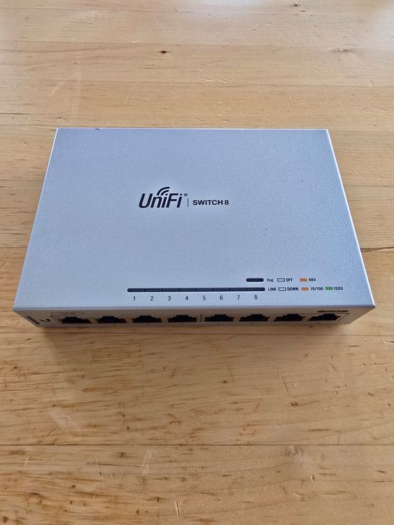 Ubiquity US8 Switch (Gebraucht) in Rotkreuz für CHF 35 – mit Lieferung ...