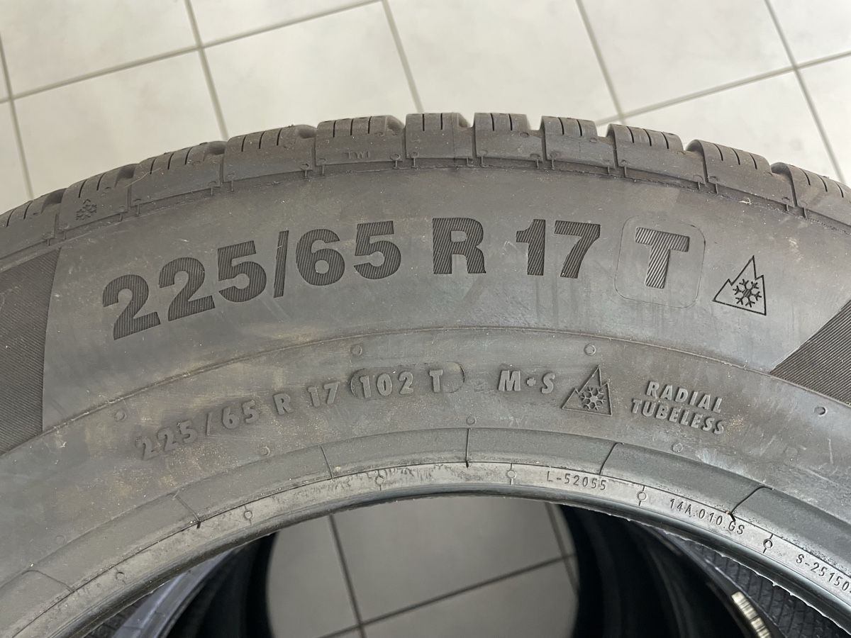 Continental Pneumatici & Ruote complete: Continental Winterpneu Neu 2 stk – Usato da Tecknau venduto da Garage_St.Buser 1