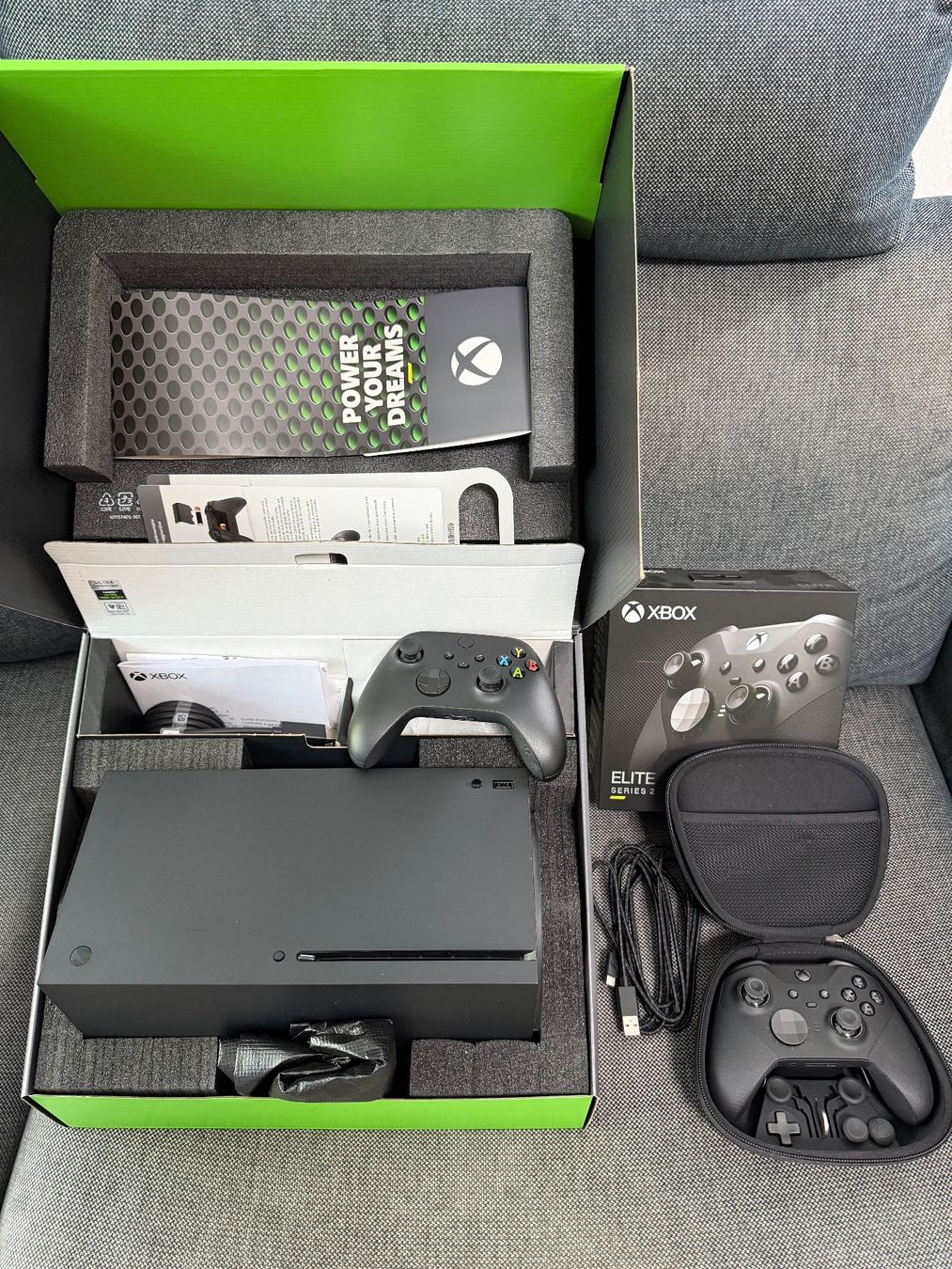 Microsoft Console: Microsoft Xbox Series X 1TB & Elite 2 Controller, Garantie – Usato da Riehen venduto da Nyenhuis 1