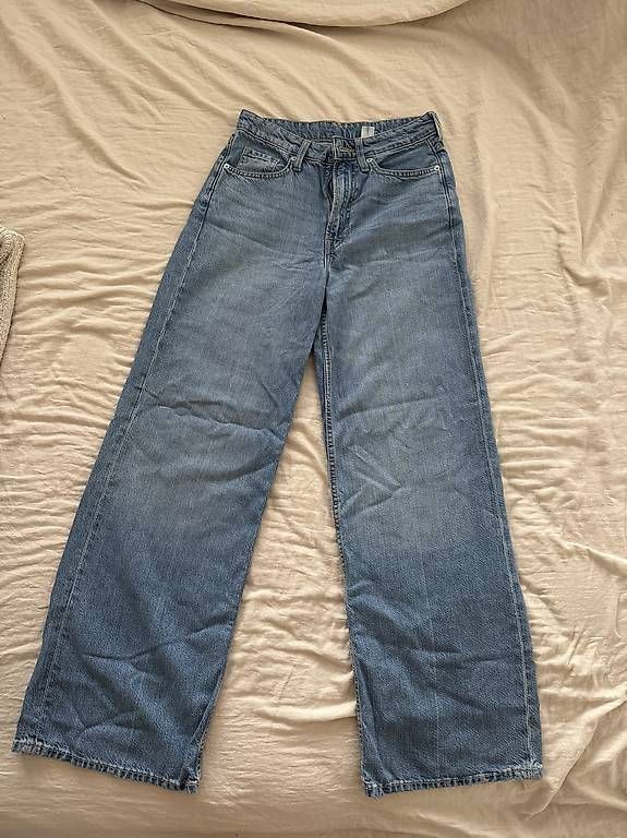 Jeans: Jeans a palazzo  – Usato da Vacallo venduto da zoe_227m