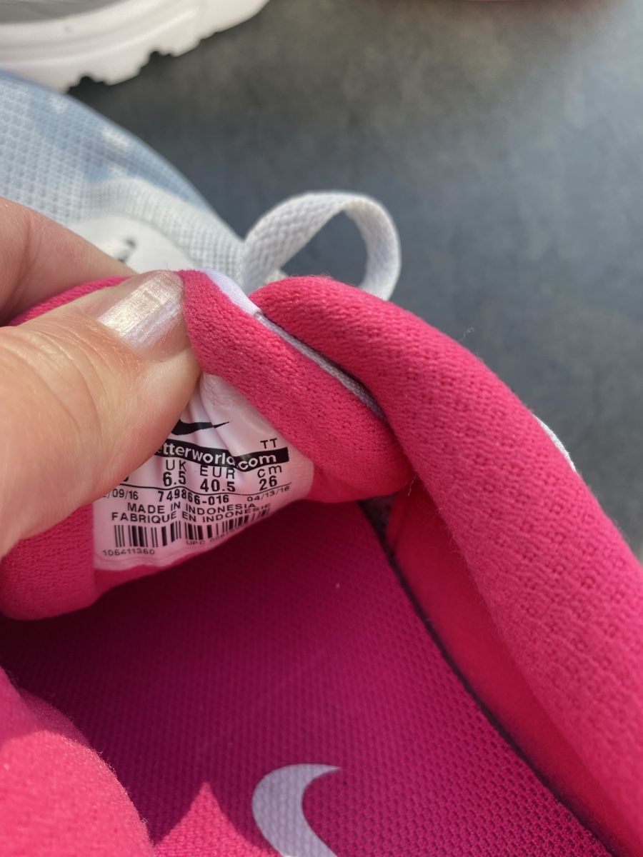 Nike Scarpe da donna: NIKE TURNSCHUHE Grösse 40.5 – Usato da Buochs venduto da mel_dc2n 6