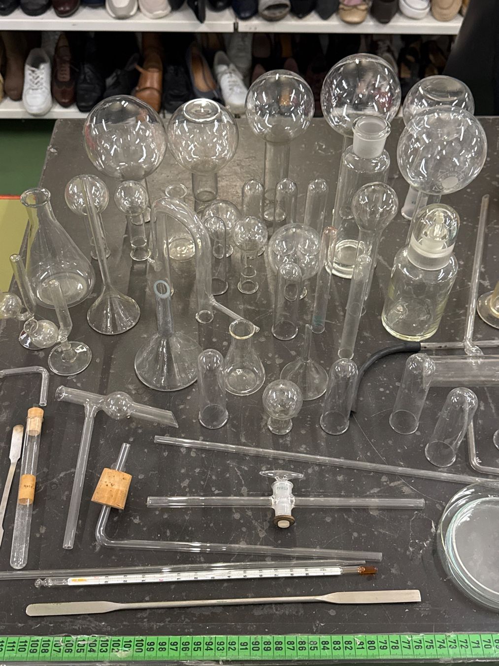 Verres: Chemie-Labor-Gläser Mega-Set – D'occasion à Pratteln par Cartonsducoeur_bl