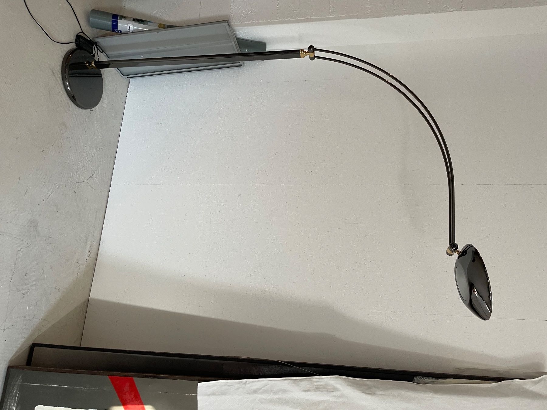 Lampade: Lampadaire arc moderne, design élégant, années 90. – Usato da Pully venduto da Mazette 9