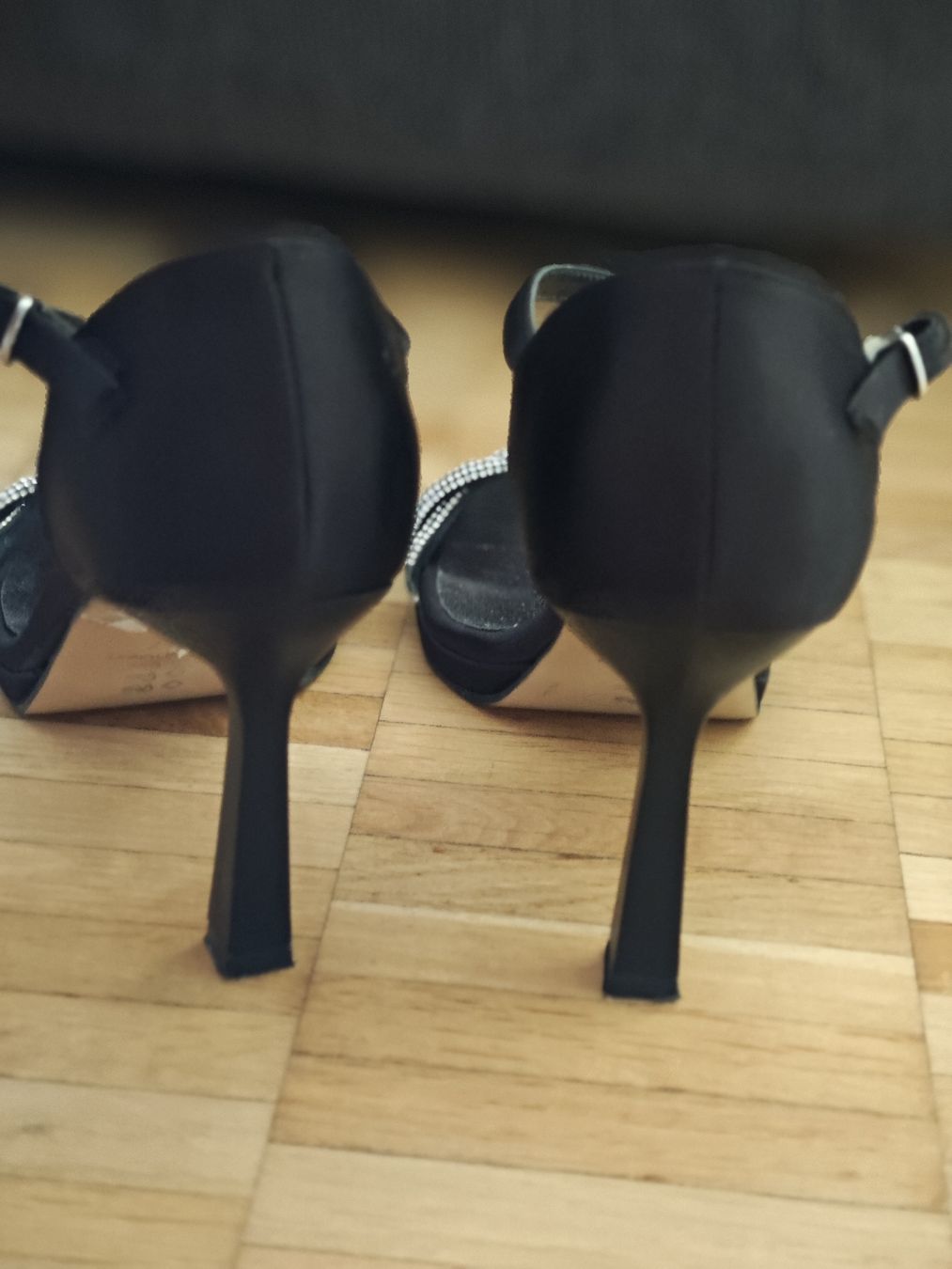 Scarpe da donna: Sandals High Heels – Nuovo (secondo la descrizione) da Meyrin venduto da Muchacho7 2