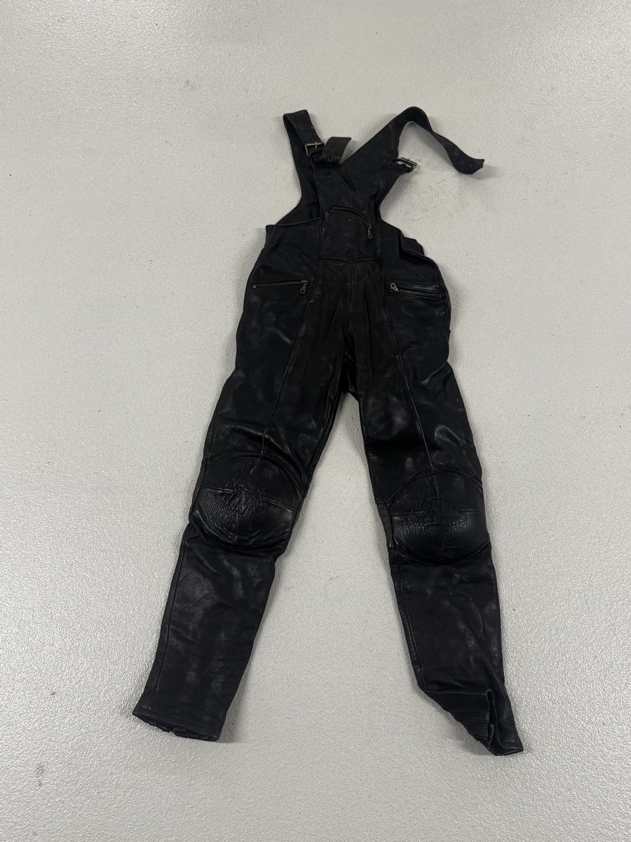 Pantalons: Leder Latzhose Motorrad – D'occasion à Aarau par sug_b6fr