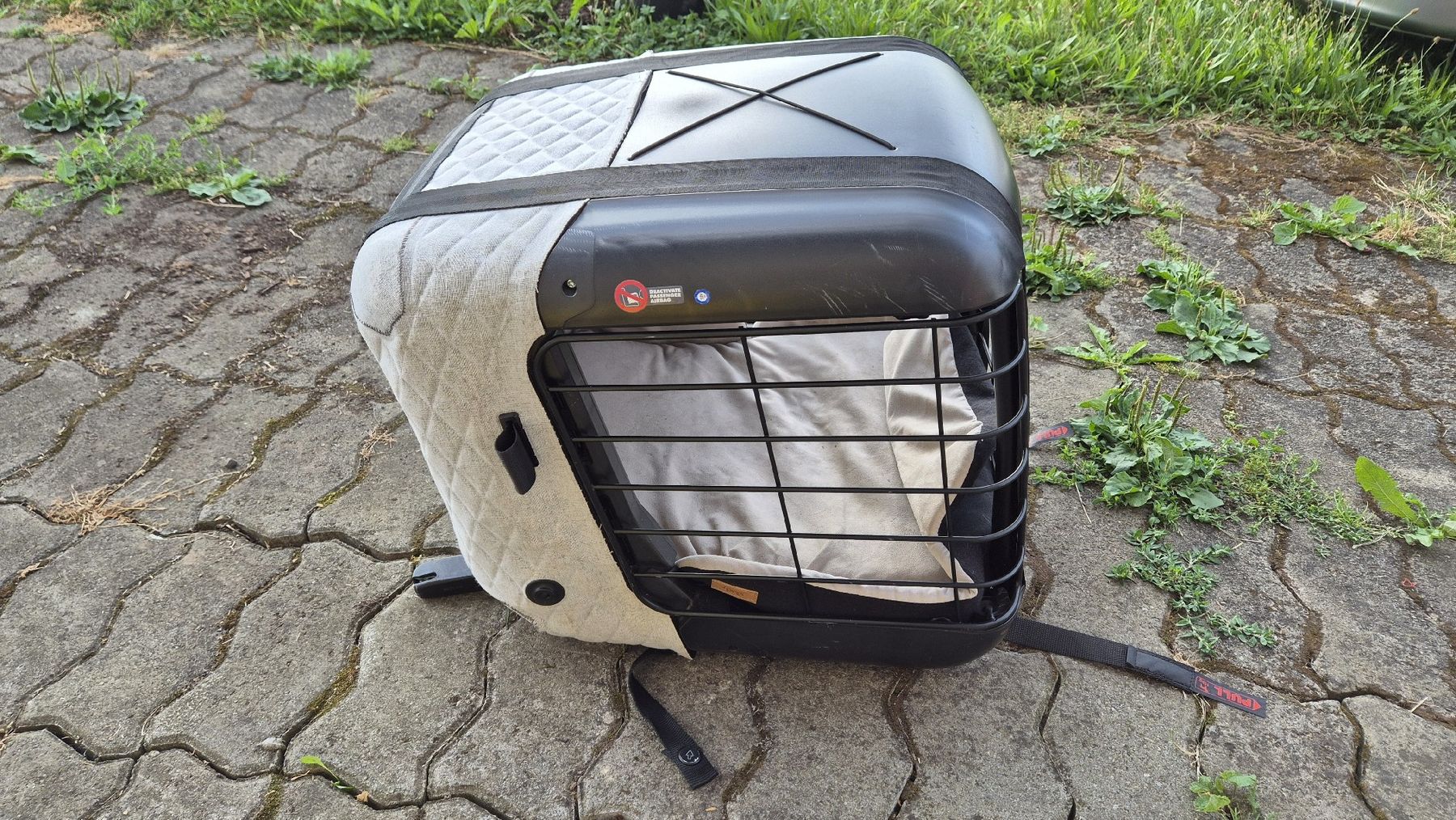 4pets Cages, transport & sécurité: 4pets Transportbox Caree anthrazit/grau gebraucht – D'occasion à Horgenberg par callmeloco 5