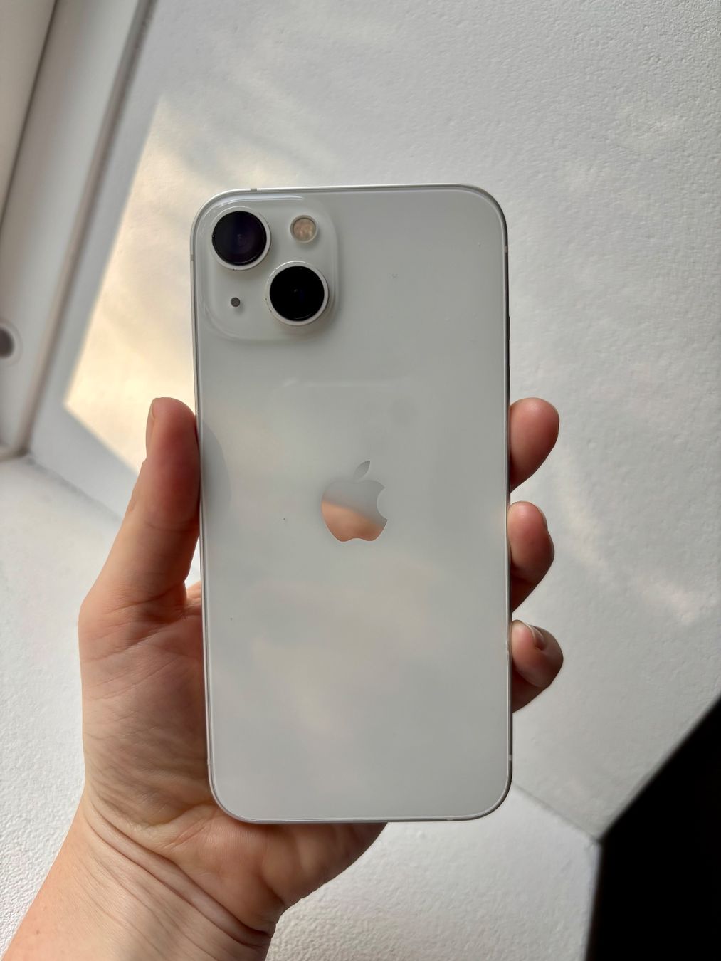 Apple Portables: APPLE iPhone 13 128 GB Weiss Dual SIM – D'occasion à Zürich par lar_v7ks