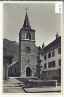 Villeneuve - L'Eglise et fontaine