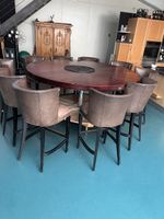 Runder Esstisch mit 10Stühlen - Elegantes Design!