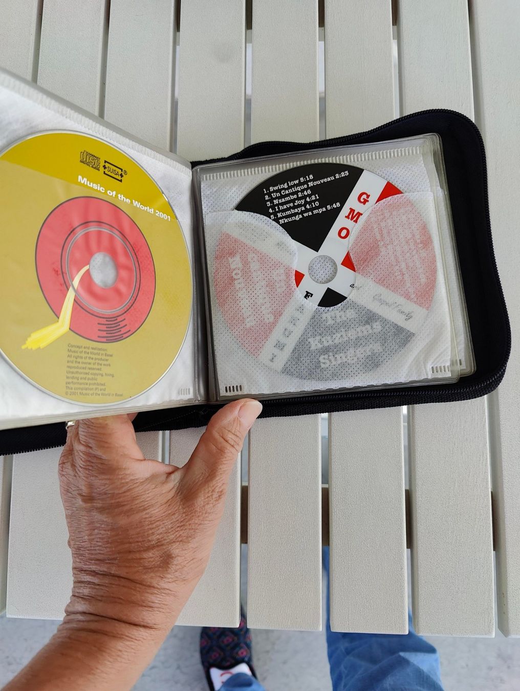 CDs: CD Tasche mit Afrikanischer Musik – Gebraucht aus Meggen von SellingGoods_1 6