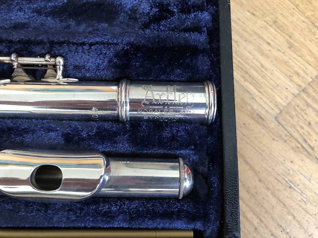 Strumenti musicali: " Querflöte Artley Symhony,Hals Silver " – Usato da Villnachern venduto da focusride 1