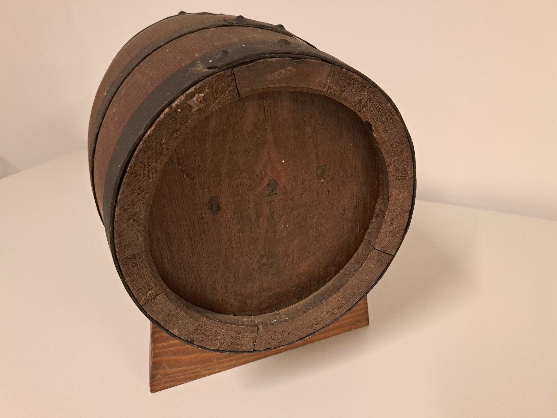 Sonstiges: Altes Eichenfass Sumiswald Weinfass Bier Deko Holzfass – Gebraucht aus Belp von deal-now 4