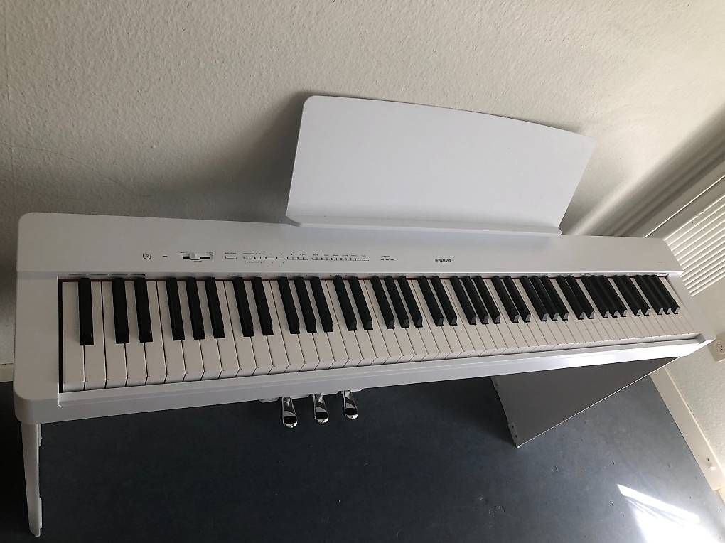 Instruments de musique: Piano Yamaha P-225 – D'occasion à Aarau par Cassio_peia 1