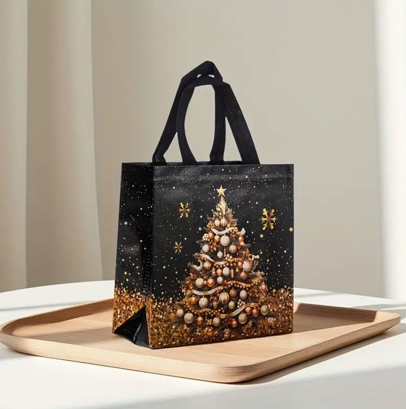 Alle Dekorationen: Weihnachtsgeschenktasche - Tannenbaum – Neu und originalverpackt aus Wagenhausen von FrauLang