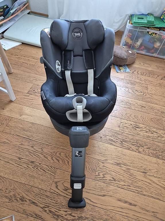 Seggiolini per auto: Cybex Sirona S i-Size Autositz – Usato da Ebikon venduto da Linkus 1