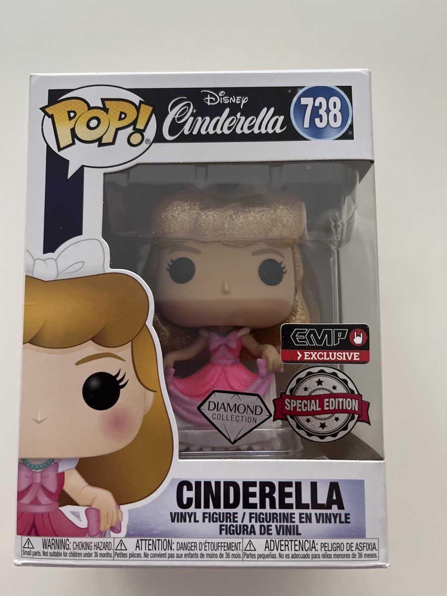 Funko Figuren: Funko pop Disney Cendrillon Diamant 738 – Gebraucht aus Yverdon-les-Bains von vin_95zk