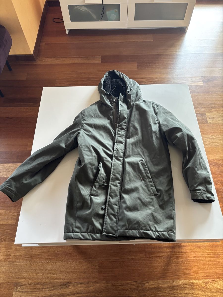 H&M Cappotti: Warm Winter Parka - Men's Size M – Usato da Chexbres venduto da doe_xns6