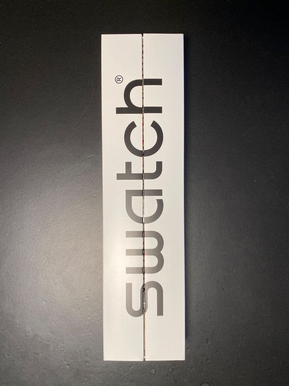 Swatch Orologi: Aktionärsuhr 2026 von Swatch – Nuovo e nell'imballaggio originale da Bern venduto da Infantin 1