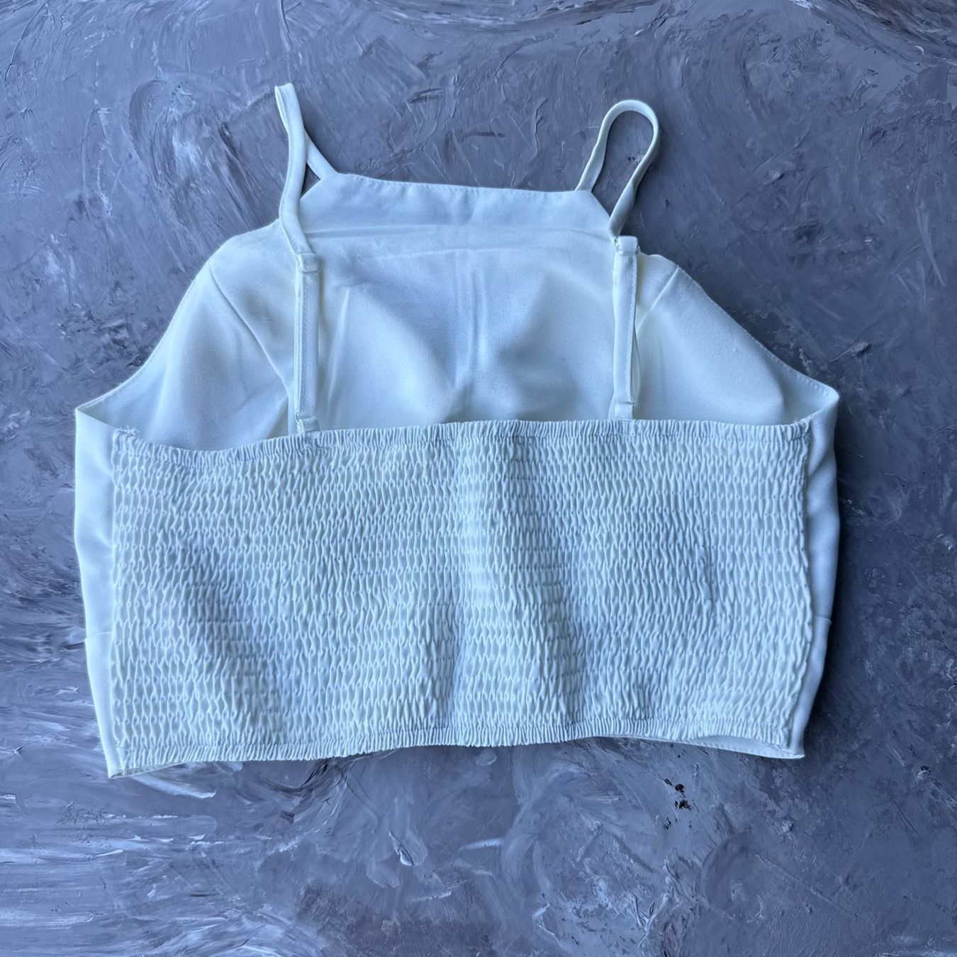 Top: Crop top blanc à bretelles – Usato da Thônex venduto da Suisse.Shopping 5