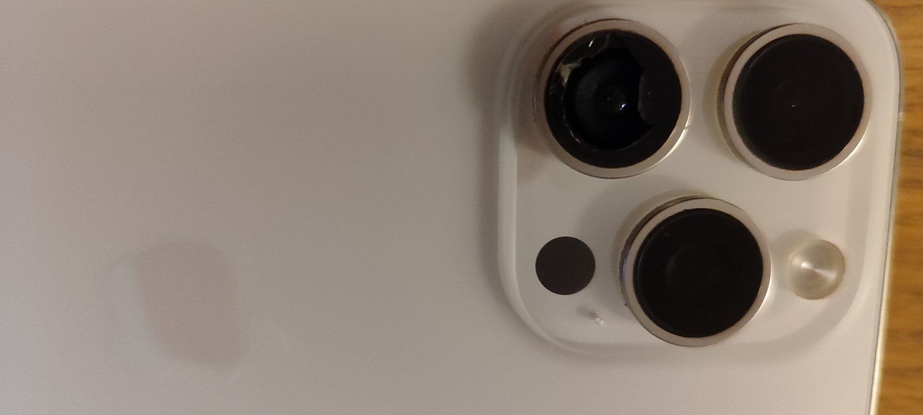 Apple Telefoni cellulari / Smartphones: iPhone 15 pro max – Usato da Chur venduto da djovanna 3
