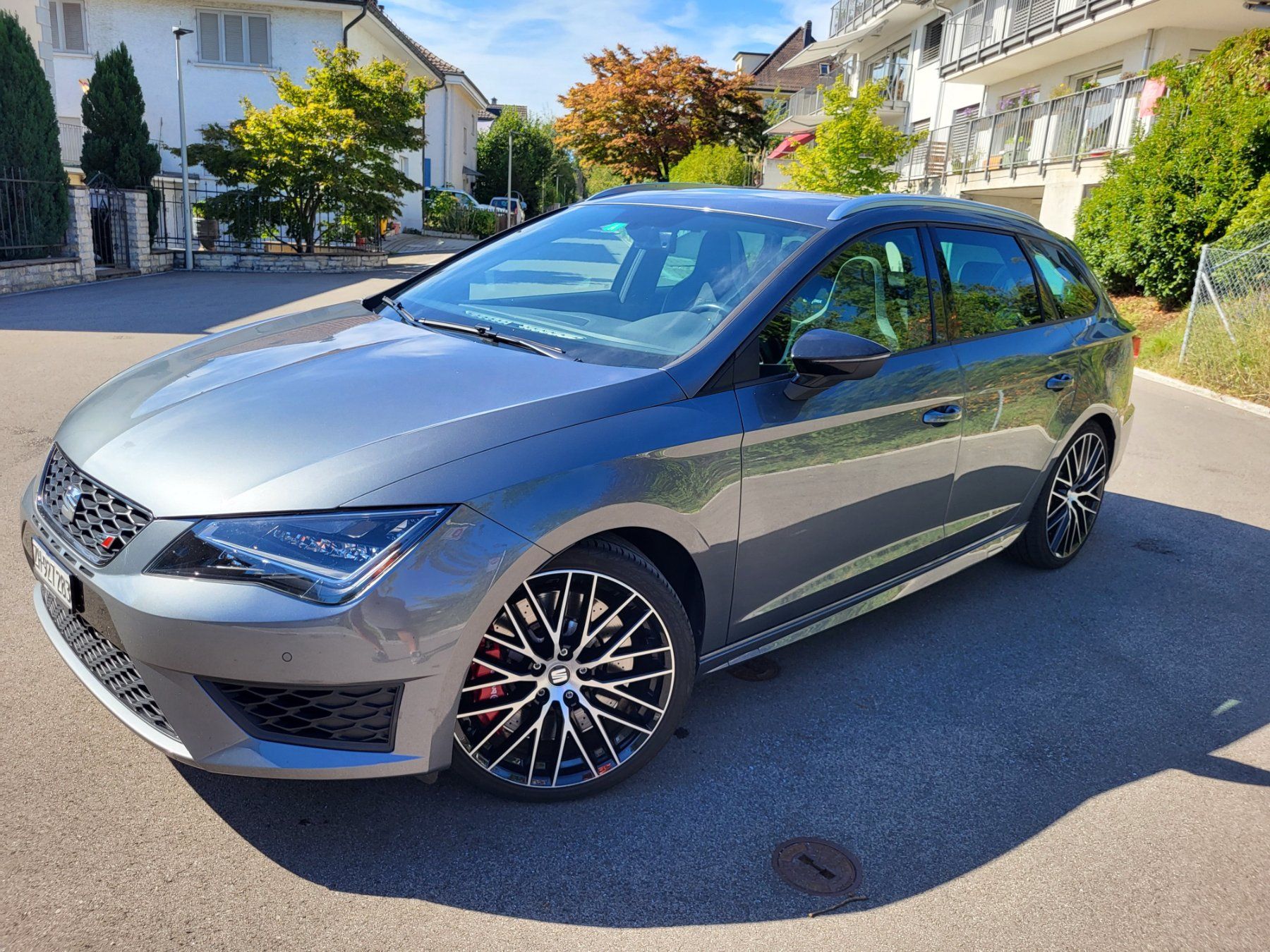 Seat Automobili: SEAT Leon ST 2.0 Cupra 280cv – Usato da Wallisellen venduto da Mightybarb