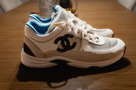 Chanel Damen Sneakers Gr. 38 - Weiss/Silber - CC Logo