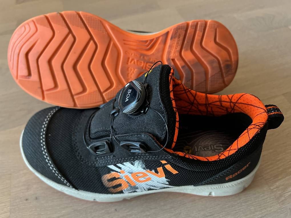 Scarpe da uomo: Sievi Sicherheits-Schuhe – Usato da Winkel venduto da danbischof