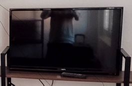 Grundig 32 VLE 4304 BF (32Zoll/81cm)