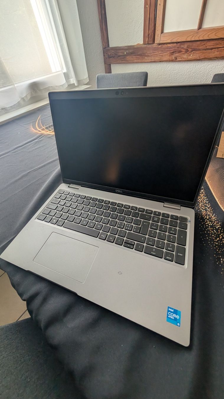 Dell Portables: Dell Latitude 5520 Notebook (3) – D'occasion à Mühlethal par Shaokahn