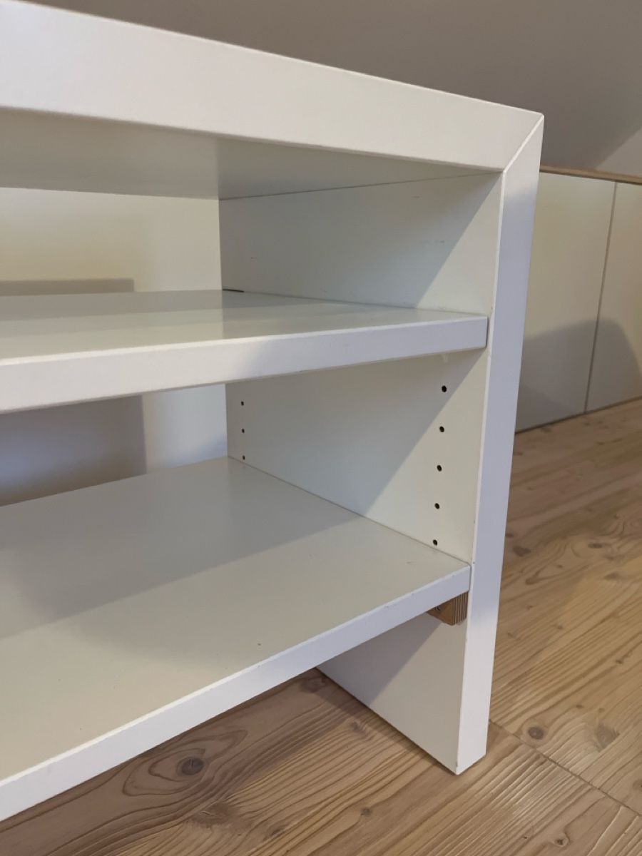 Mobili TV: Weisses mdf TV Möbel – Usato da Winterthur venduto da Pulator 1