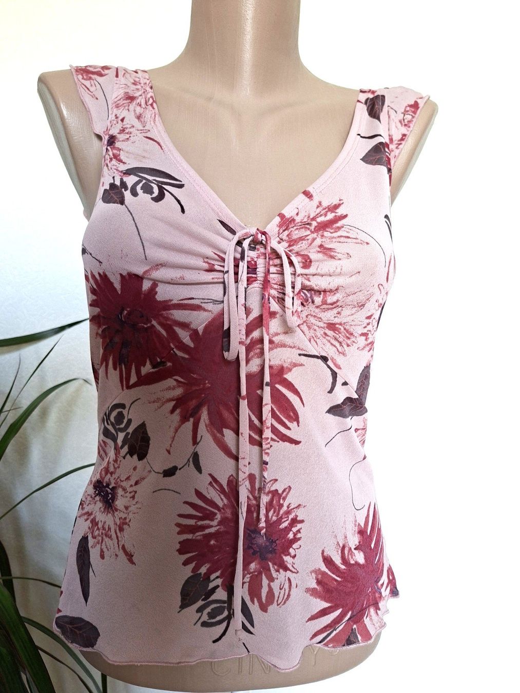 Top: Top drapé rose fleuri – Taille S – Usato da boudry venduto da Let_20 1