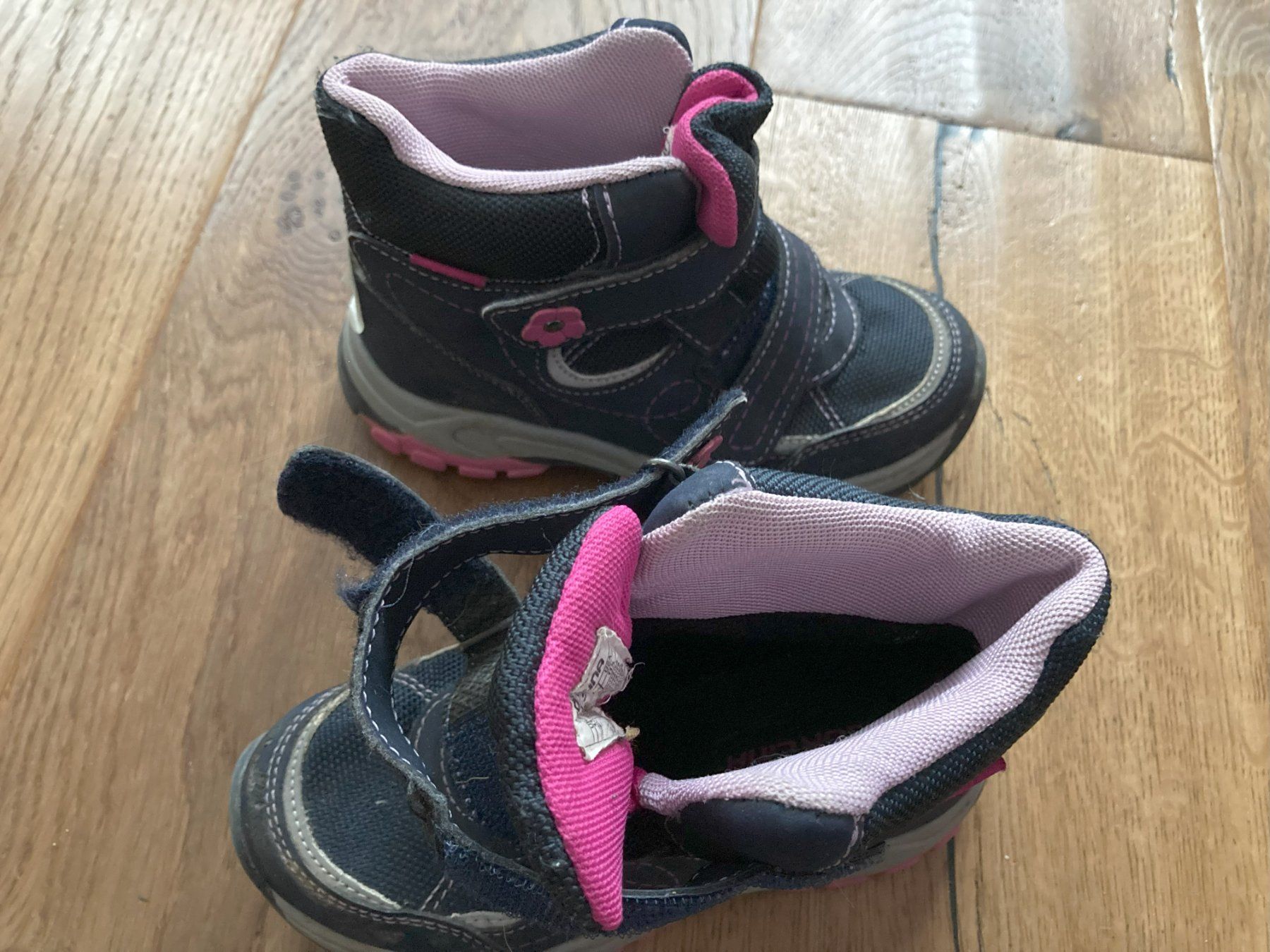 Schuhe für Mädchen: Winterstiefel – Gebraucht aus Granges-Paccot von Fwaeber 3