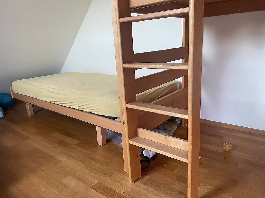 Pareti & prese d'arrampicata: Holzkletterturm – Usato da Basel venduto da Fam.Labhardt