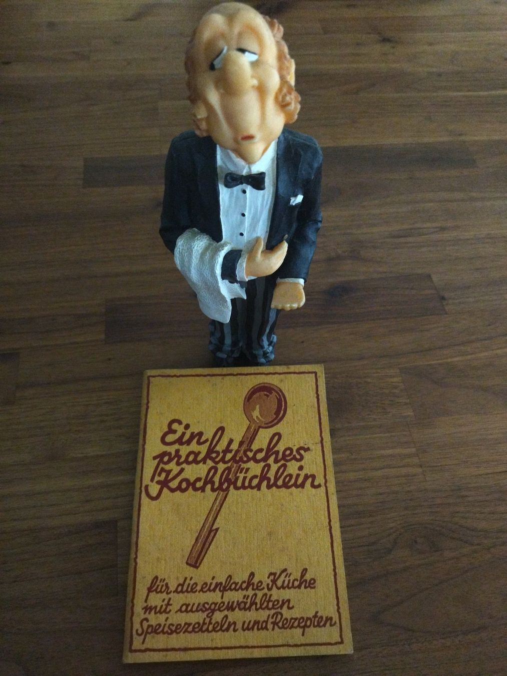 Bücher: Kochbuch antik Maggi Nahrungsmittel – Gebraucht aus Felben-Wellhausen von bananajoe8474