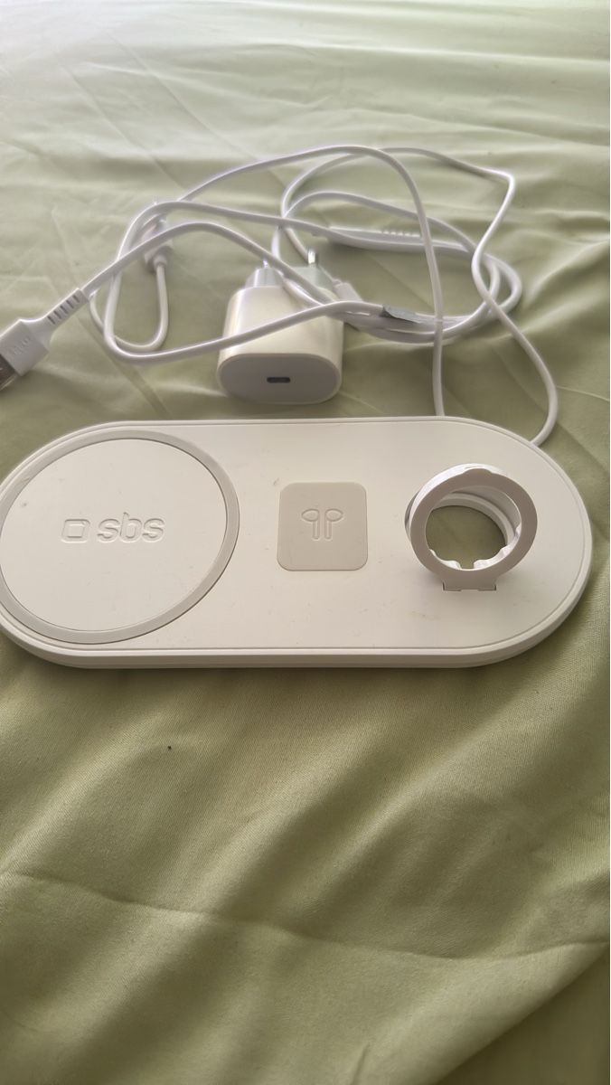 Apple Caricabatterie: SBS Wireless Charger - Ladestation fürs iPhone , Weiss – Usato da rorschach venduto da hot_qmr9