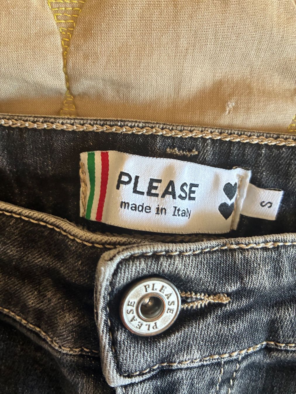 Please Jeans Jeans: Please Kurzhose NEU – Neu und originalverpackt aus Fribourg von waves55 1