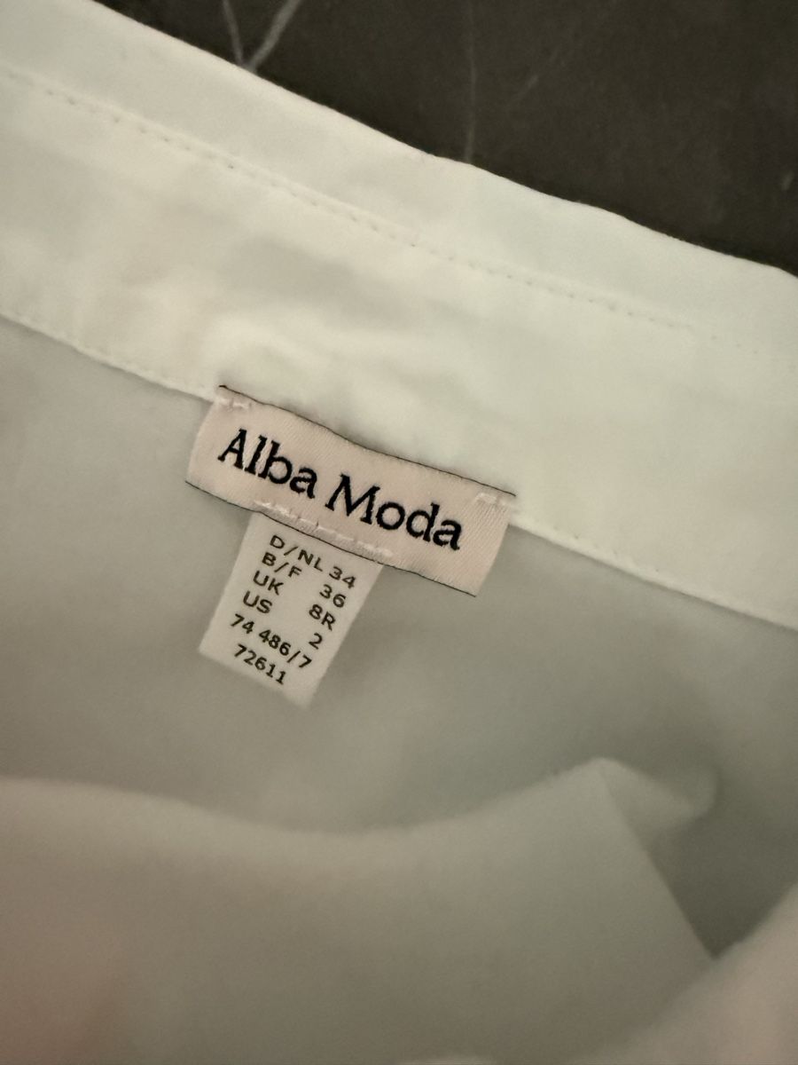 Alba Moda Chemisiers: Alba mode bluse – D'occasion à visp par Kmemo1 1