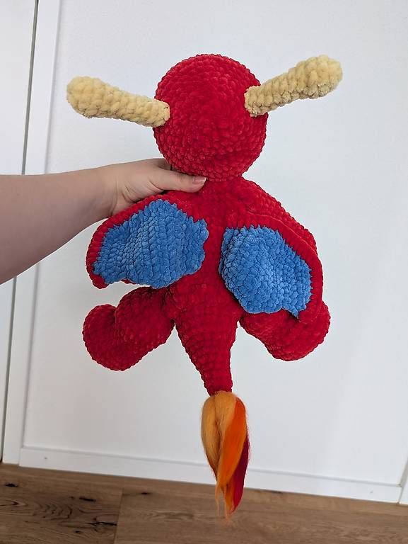 Giocattoli: Amigurumi roter Drache 32cm – Nuovo (secondo la descrizione) da Beromünster venduto da Shelly9296 1