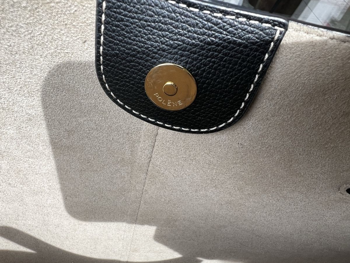 Polène Borse da donna: Big CYME Textured Black with Ecru Stitching – Nuovo (secondo la descrizione) da Rüschlikon venduto da ece_7tnb 5