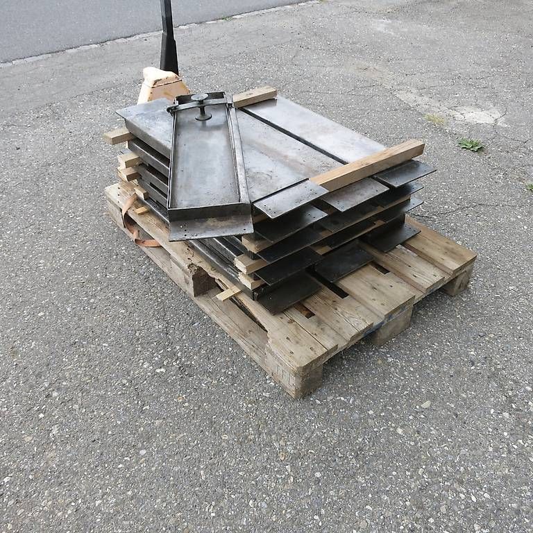 Tous les outils: Treppen- Stuffenschalung Altrad Baumann – D'occasion à Schwarzenburg par MX-500 3