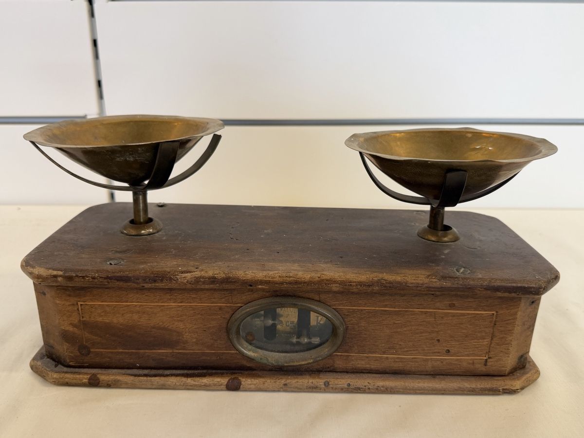Bilance e pesi: Balance de precision ancienne bois laiton  – Usato da montreux venduto da Always-Good 2